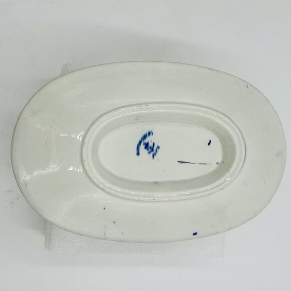 Blue Fluted Plain Sauce Gravy Pitcher Porcelain Vintage Blue White One-Piece - Picture 6 of 9